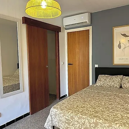 Zoo Loco Hotel